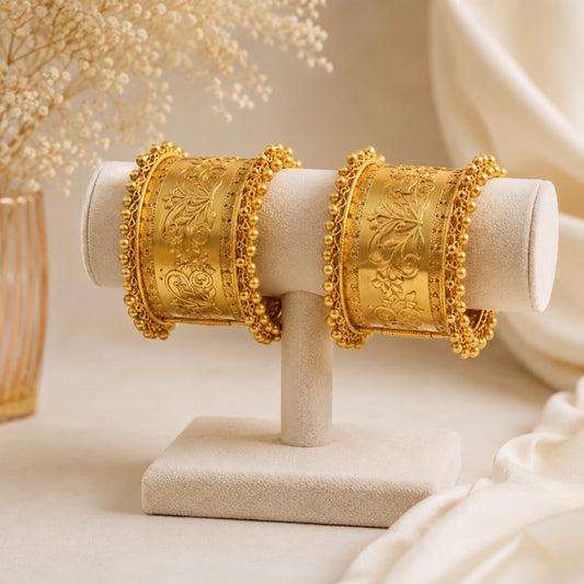 Nizami Antique Carved Kada Set