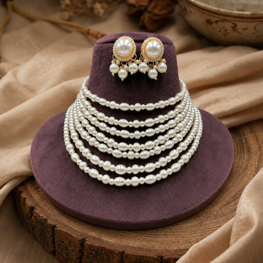 Sunehri Pearl Choker Necklace Set